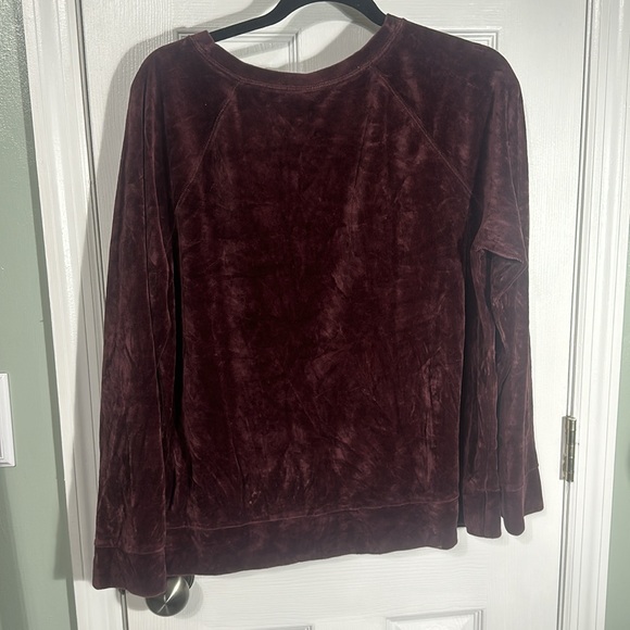 Old Navy Sweater - Picture 5 of 5